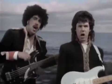 Gary Moore ft. Philip Lynott - Out In The Fields... - YouTube