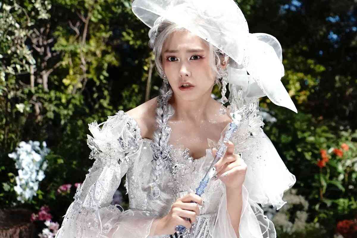 橋本環奈・新木優子・桐谷美玲らのドレス姿にうっとり!『赤ずきん、旅の途中で死体と出会う。』新場面写真10点