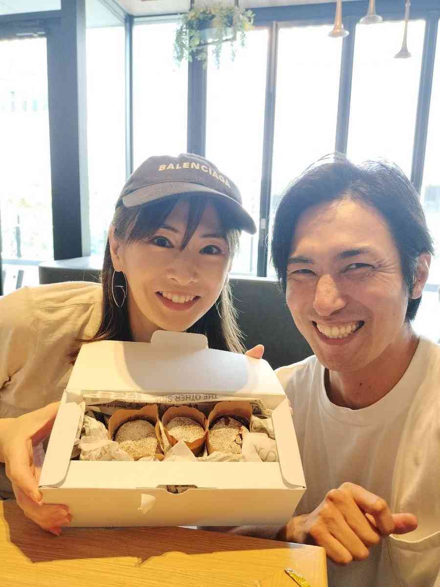 北川景子、“家族ぐるみの仲”イケメン俳優との2ショット公開「美男美女」「リコカツ思い出す」と反響
