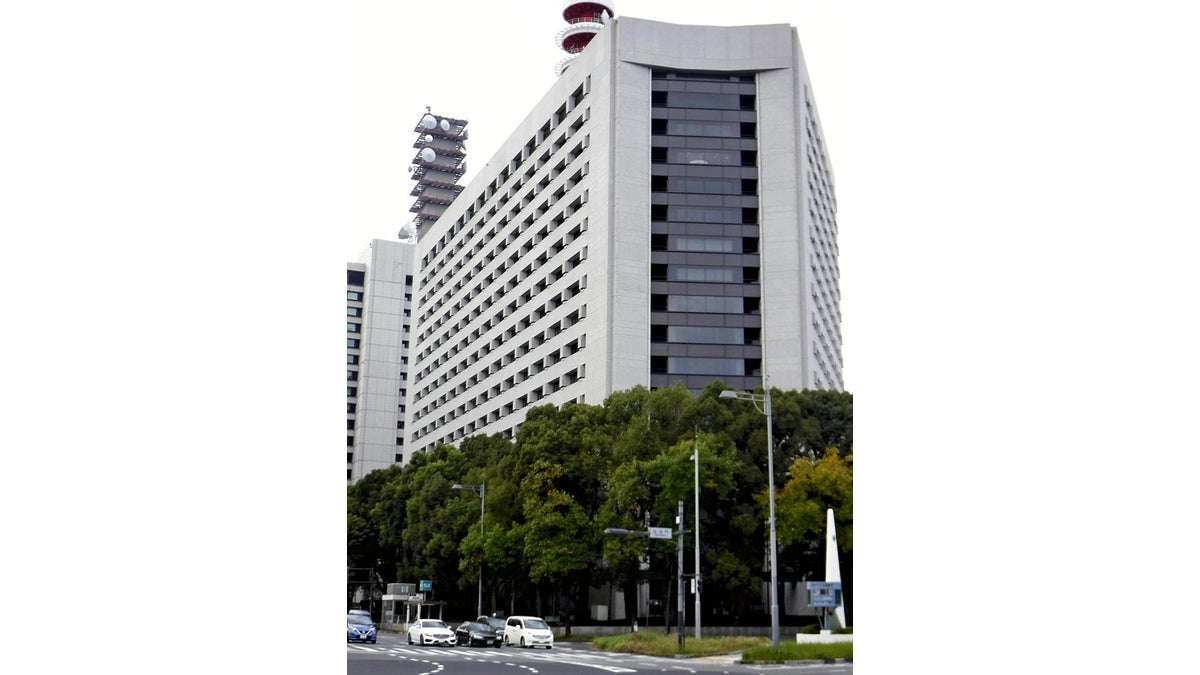 足立区で少女5人、中3女子にたばこ押しつけ全治不明のやけどを負わせる…傷害容疑逮捕 : 読売新聞