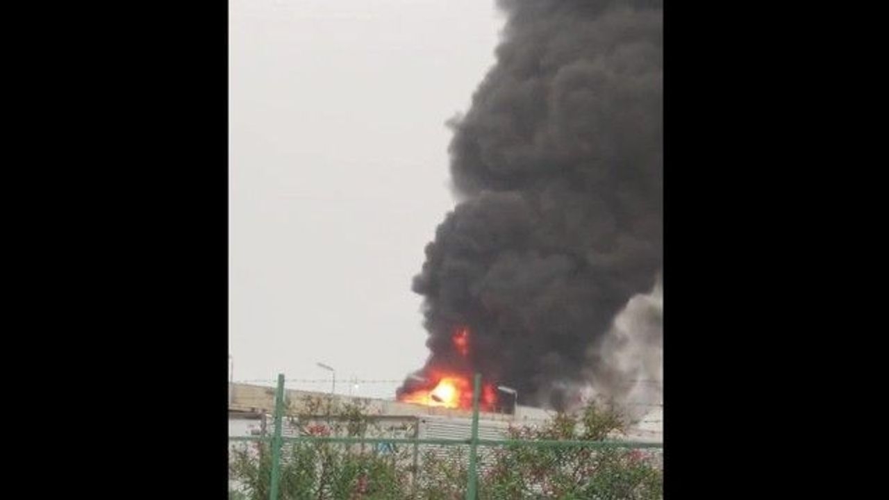 岡山・倉敷の製油所で火災 落雷か - Yahoo!ニュース