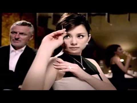 ジュエリーマキ『カメリアダイヤモンド』CM ダーツ編 - YouTube