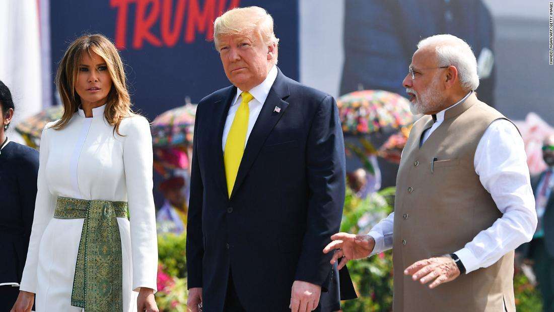 インド訪問のトランプ氏、歓迎行事に続き首脳会談 - CNN.co.jp