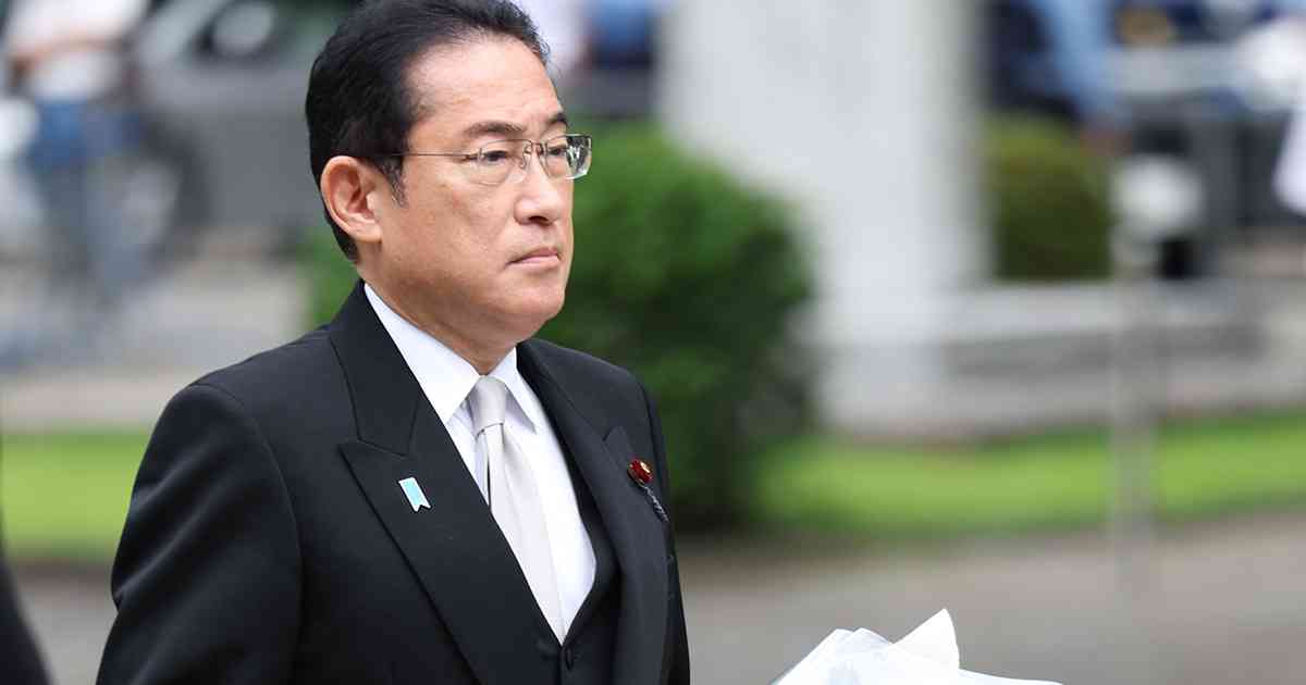 「コピペ文章」「話す力もない」岸田首相　戦没者追悼式の式辞が前年とほぼ同じ…吹き荒れる批判 | 女性自身