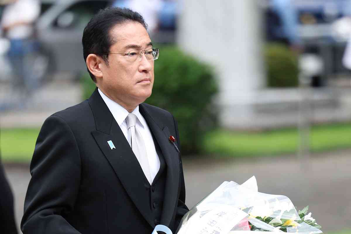 「コピペ文章」「話す力もない」岸田首相 戦没者追悼式の式辞が前年とほぼ同じ…吹き荒れる批判
