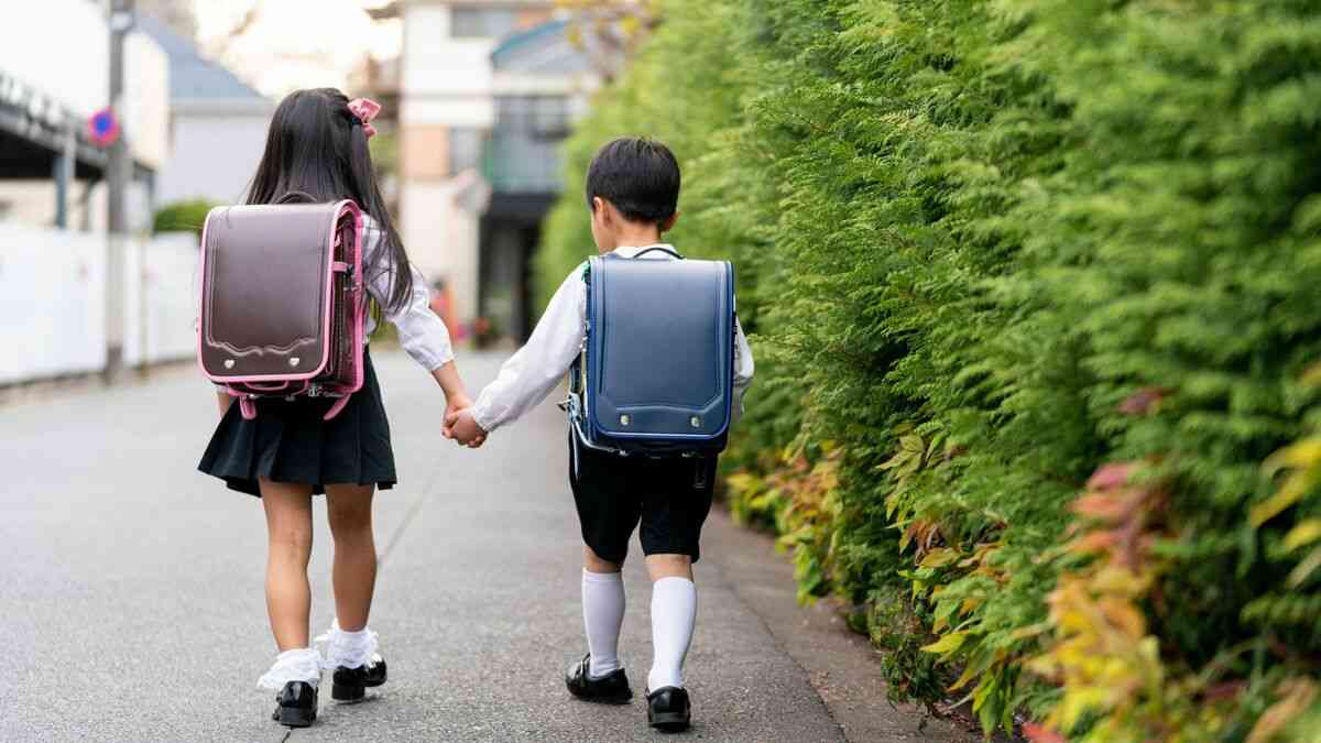 親の経済力で｢放課後の過ごし方｣がまるで違う…子どもの