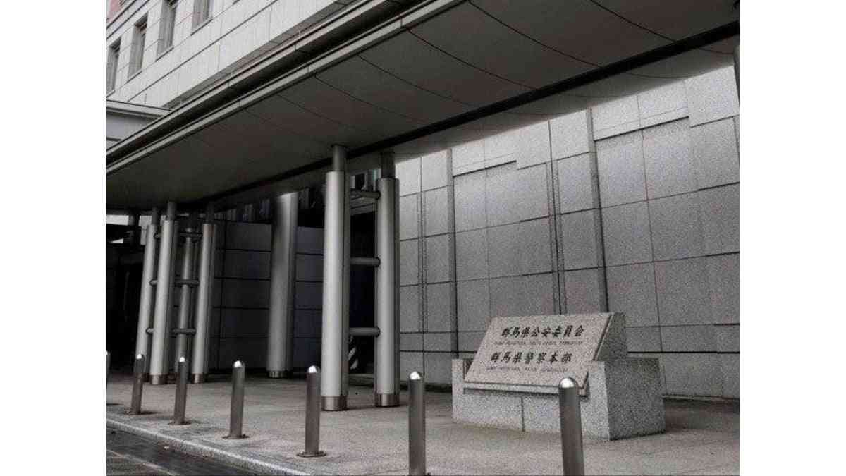 軽トラックの荷台から転落、１７歳男性死亡…お盆の夜に親戚宅に向かう途中か : 読売新聞
