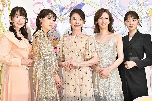 北川景子、“家族ぐるみの仲”イケメン俳優との2ショット公開「美男美女」「リコカツ思い出す」と反響