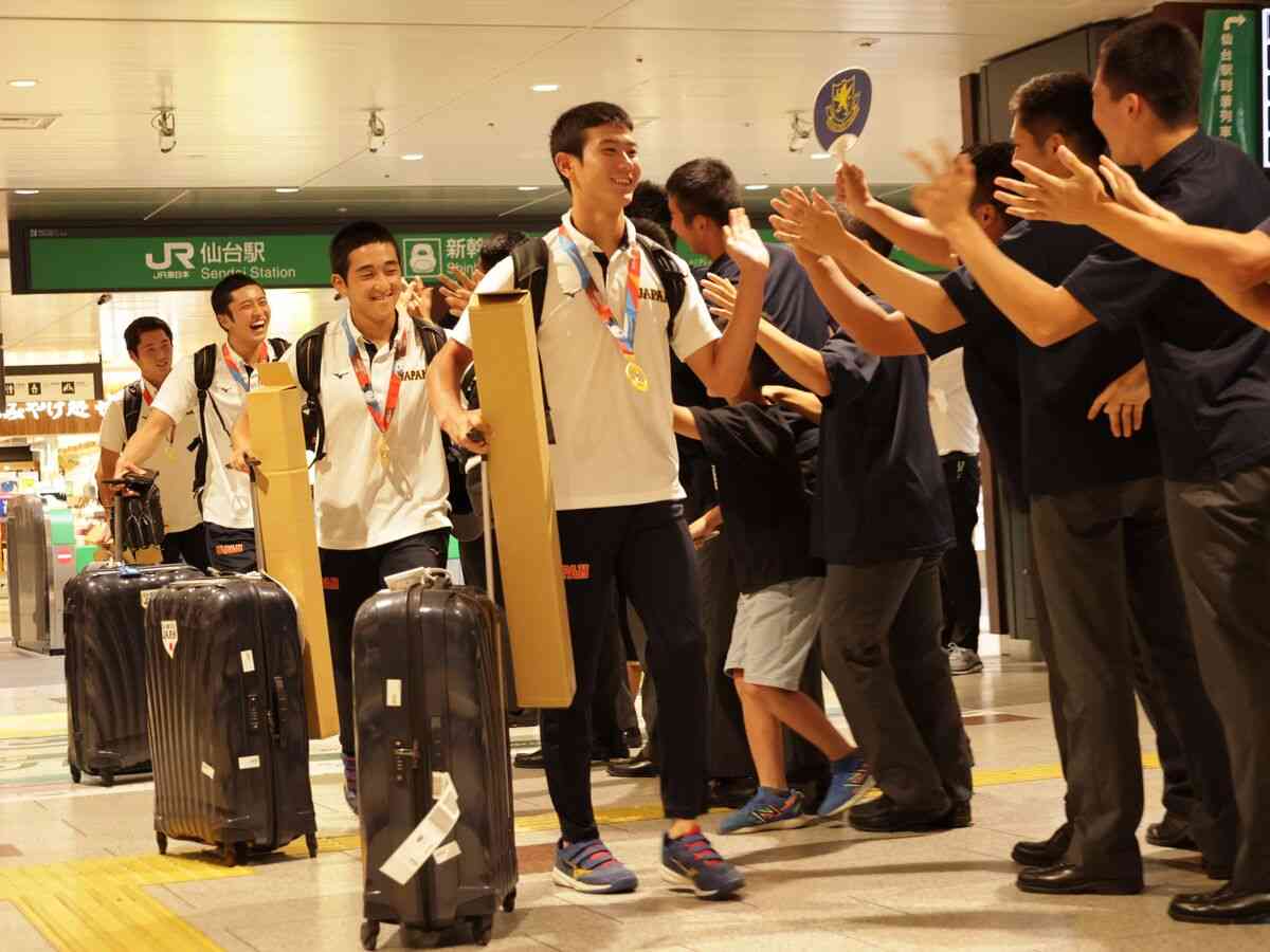 【Ｕ１８】世界一になった仙台育英４選手が帰仙　山田脩也「自分の布団で寝たい」（スポーツ報知） - Yahoo!ニュース