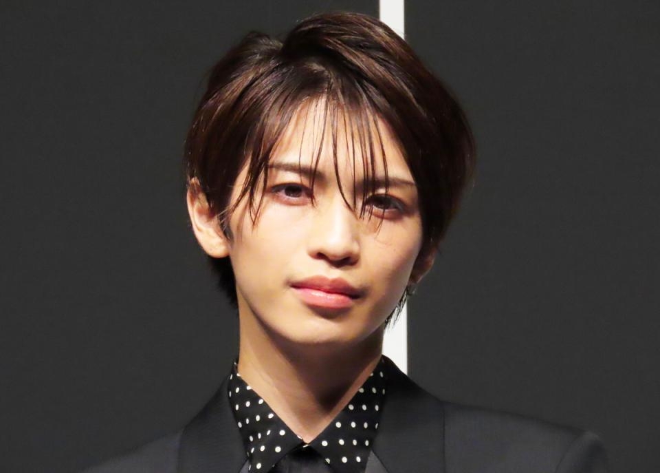 元キンプリ岩橋玄樹　ノースリからタトゥーびっしり手首まで「爆イケ」「やばい！」「息止まる」と反響