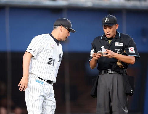 【ロッテ】吉井監督苦言「若い子たちが何をしているか分からない」オリックスに２戦連続完封負け - プロ野球 : 日刊スポーツ