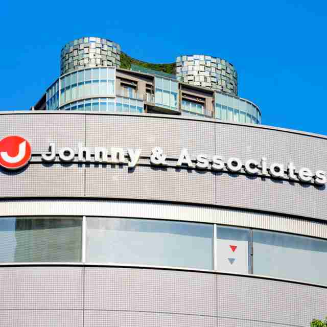 AKB48、枕営業や肉体接待が