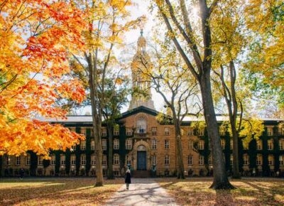 全米大学ランキング2022 - JN Language Lab
