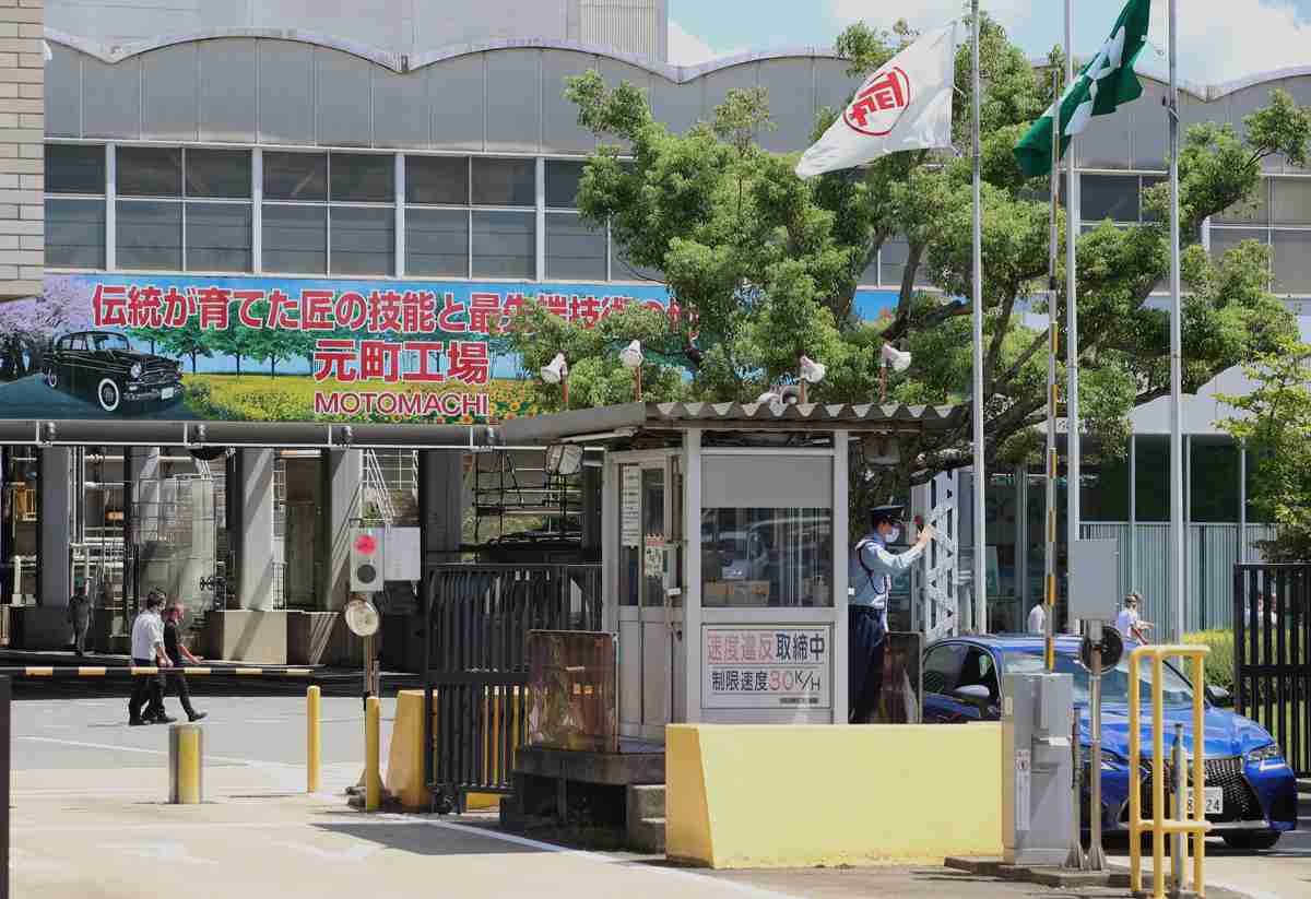 トヨタ、システム保守作業が原因　バックアップ機も障害　国内工場停止（時事通信） - Yahoo!ニュース