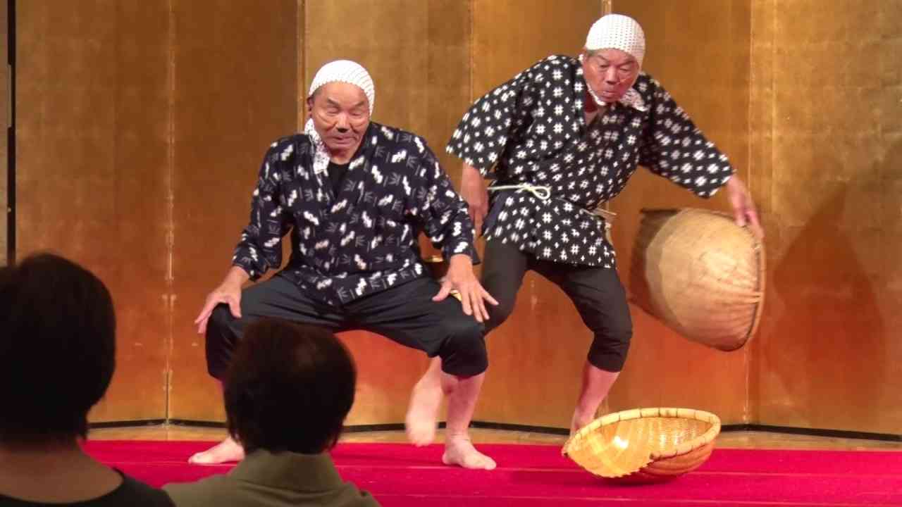どじょうすくい踊り（安来節保存会静岡支部） - YouTube