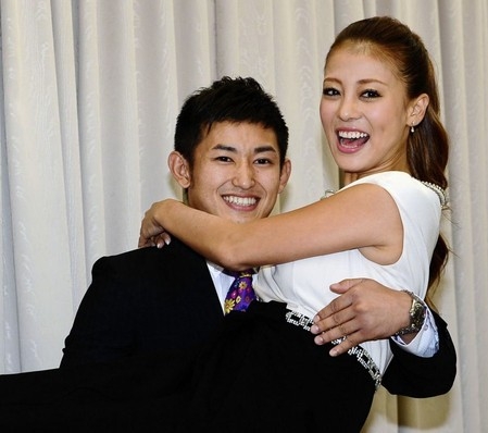 あびる優の結婚相手・才賀紀左衛門の親は「お金持ち」