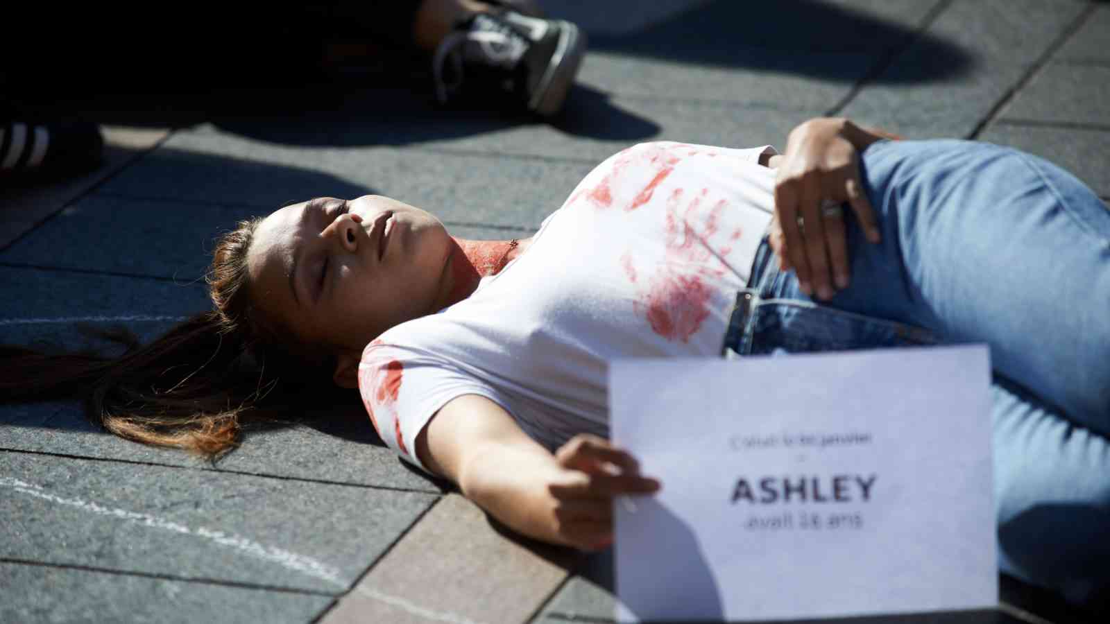 元日から3人の女性が殺害される なぜフランスでは「フェミサイド」が後を絶たないのか | すべて元・現パートナーによる犯行 | クーリエ・ジャポン