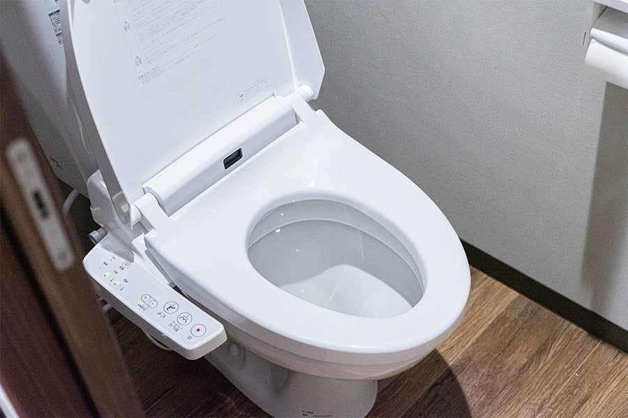 絶対に許せない？　自宅トイレで立つ男性に憤る女性も　2000人調査からみる男女の本音（Hint-Pot） - Yahoo!ニュース