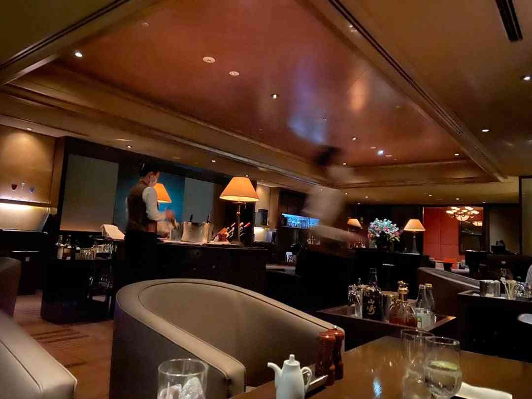 帝国ホテルの、会員制ラウンジ…  【ゴールデンライオン】 | Y's社長のブログ