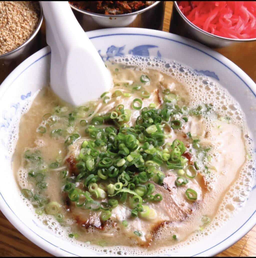 人気ラーメン店「10名予約キャンセル」連続被害...「人間性疑うわ」同情相次ぐ　背油料金苦情への反論で話題: J-CAST ニュース【全文表示】