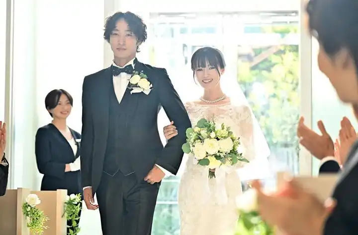 深田恭子、ウエディングドレス姿で片平なぎさと“母子”ショット「ホントの母子みたい」 プロポーズシーンが話題