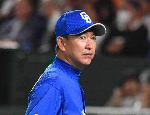 「おい立浪！」「選手はおもちゃじゃねえぞ」中日ファンが立浪監督に怒号…10日試合後の動画が拡散　選手へは温かい声援（まいどなニュース） - Yahoo!ニュース