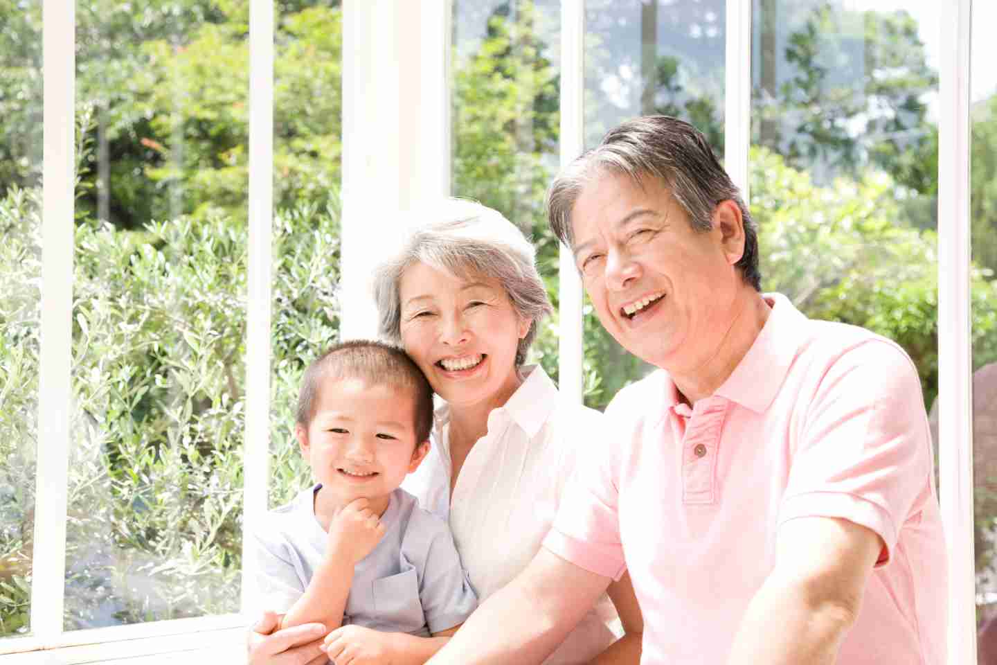 「孫育てを頼られすぎている」と感じる祖父母が約3割…「子育てを実家に頼りすぎ」の線引きは？ | kufura（クフラ）小学館公式