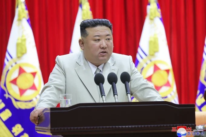 【速報】北朝鮮 弾道ミサイルの可能性があるもの発射 防衛省
