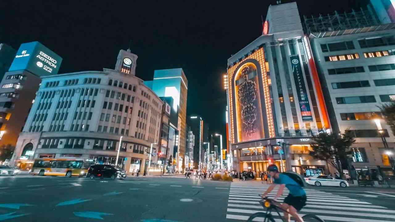 東京夜散歩～日比谷から銀座へ 2023.8（Tokyo Night Walk - From Hibiya to Ginza） - YouTube