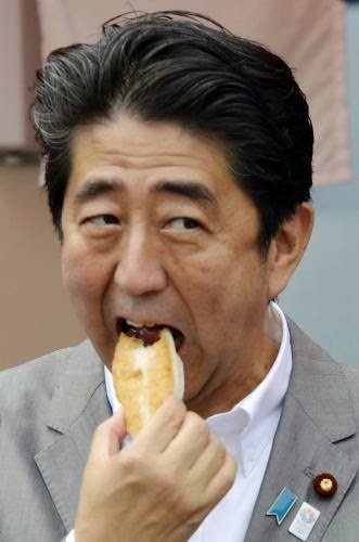 前首相の菅義偉氏　20代半ばまで「フラフラした人生」　就職して気付いた「政治が世の中を動かしてる」