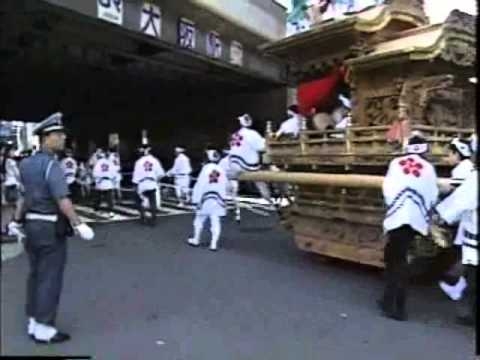 大阪梅田　綱敷天神社　例祭(夏祭)　地車(ダンジリ)巡幸 - 平成３年(1991)７月１５日 - YouTube