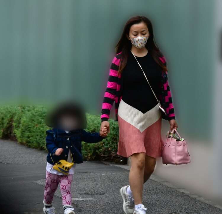 華原朋美「可愛すぎ」4歳息子の運動会参加を報告「とってもよく頑張りました」 親子ショットも公開