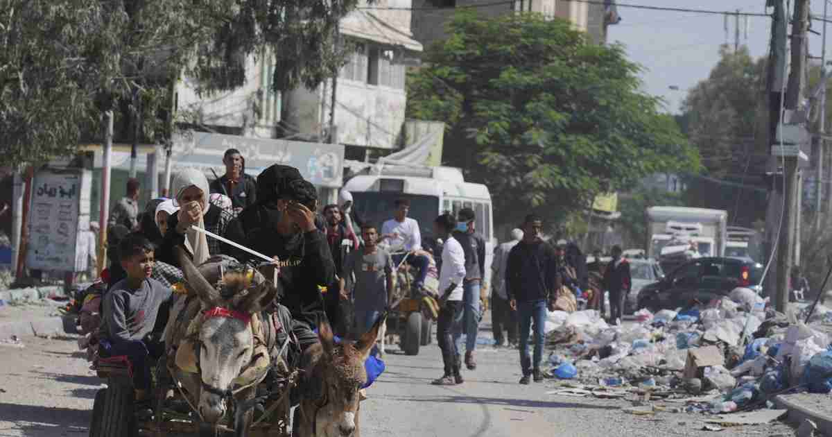ガザ北部住民、大多数が避難先なく　「自宅で死にたい」と残る人も | 毎日新聞