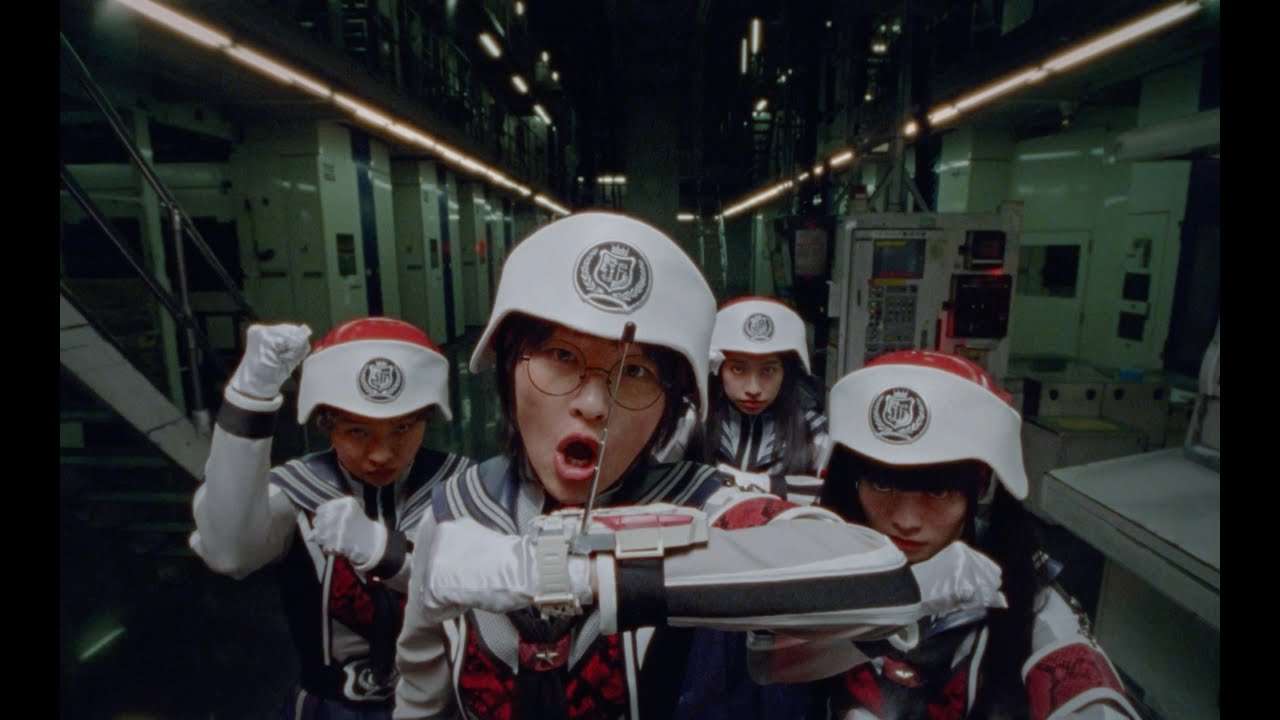 ATARASHII GAKKO! - Tokyo Calling (Official Music Video) - YouTube