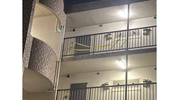 【速報】マンションの一室で男女2人刺される　犯人の男は逃走　静岡・浜松市｜FNNプライムオンライン
