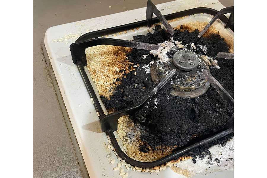 退去立ち会いで“焼け焦げコンロ”、不動産のプロが愕然…原状回復への痛切な訴え「清掃して返却を」