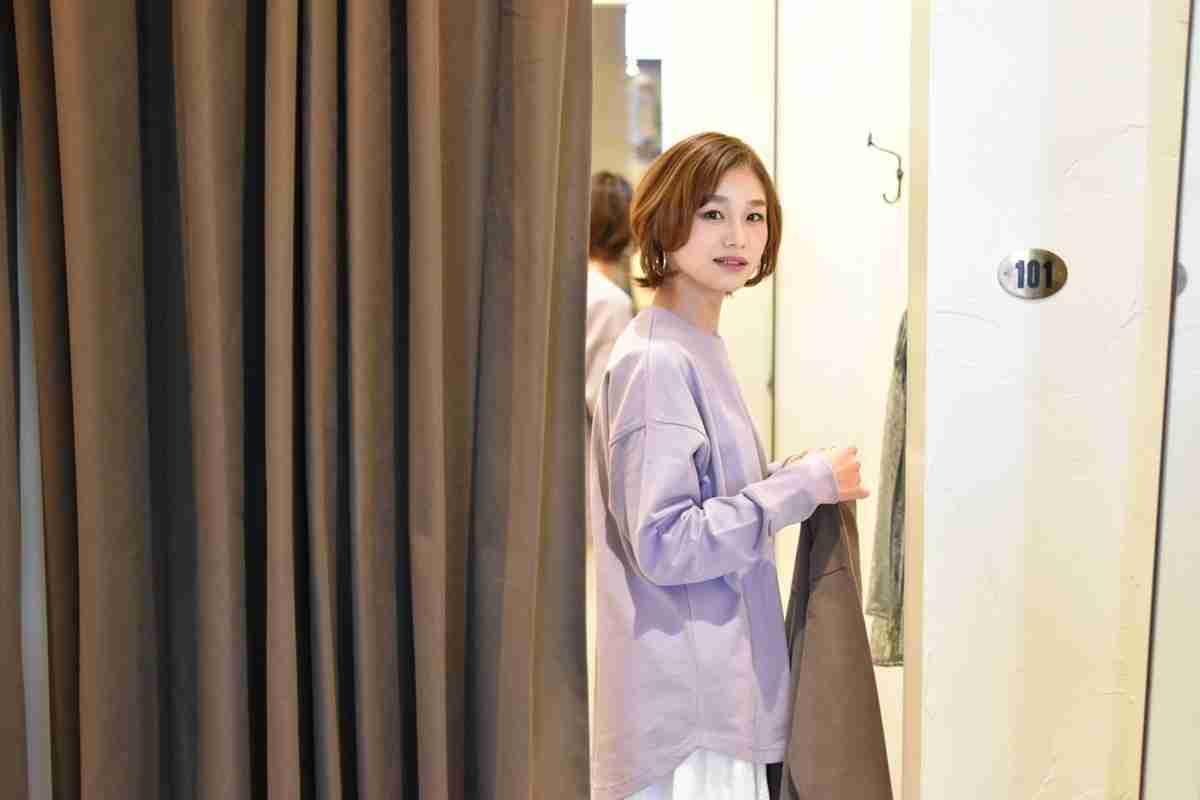 私たちが服を実店舗でなくネット通販で買う理由 「試着時の店員対応への苦手意識」は意外と大きな問題 | マネーポストWEB