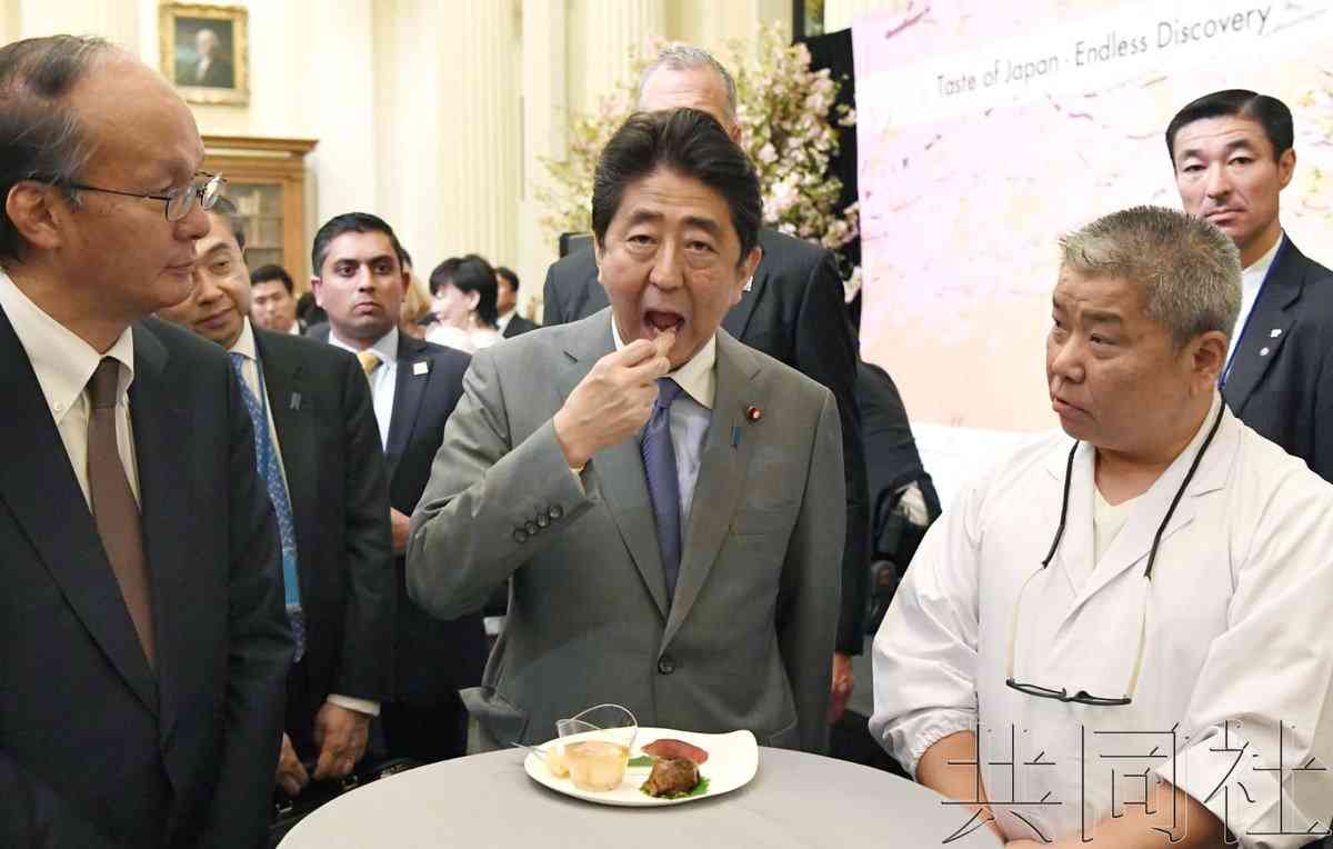 前首相の菅義偉氏　20代半ばまで「フラフラした人生」　就職して気付いた「政治が世の中を動かしてる」