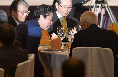 前首相の菅義偉氏　20代半ばまで「フラフラした人生」　就職して気付いた「政治が世の中を動かしてる」
