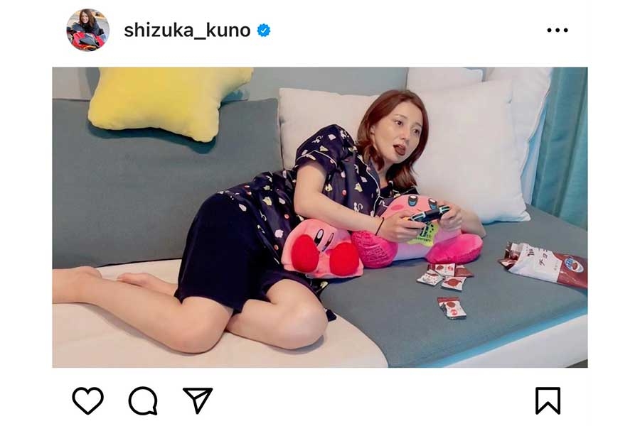 元日テレ女子アナ、「堕落を極めた」姿公開　舌出し「ノーメイク」×パジャマに「やばい人発見」の声 | ENCOUNT