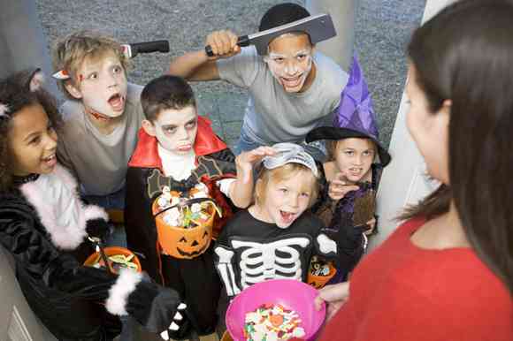 子どもたちにとってのハロウィンの醍醐味「トリック・オア・トリート」　注意点まとめ | junglecity.com