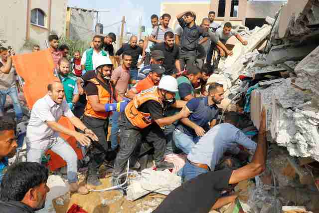 イスラエルとパレスチナ、死者800人超す　紛争激化する懸念広がる（朝日新聞デジタル） - Yahoo!ニュース