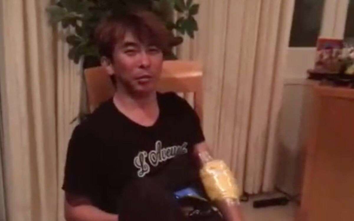 〈早くやれや〉エイベックス松浦会長との“大麻漬け”のハワイ旅行　白亜の大豪邸での「証拠音声」公開 | 文春オンライン