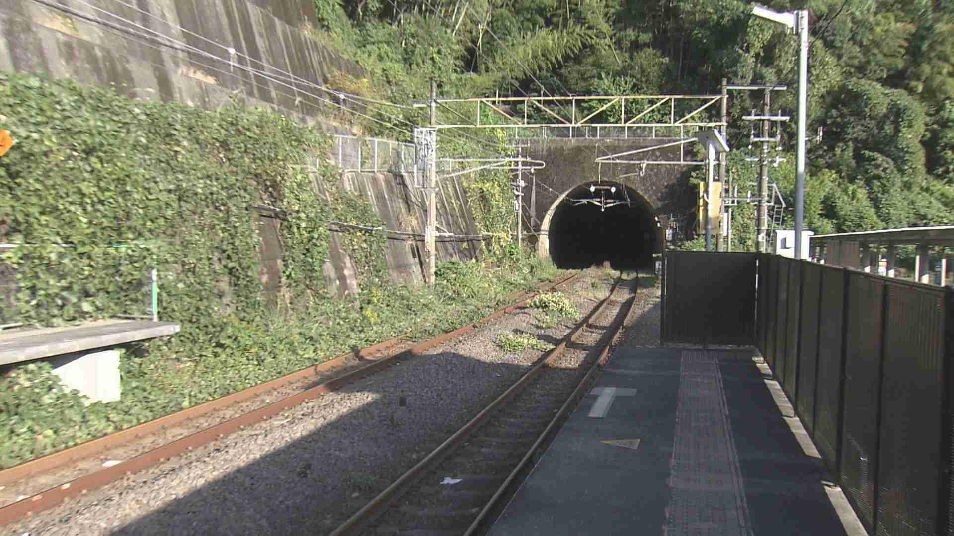 JR九州の普通列車が誤停車　１人が転落し軽傷　鹿児島（KKB鹿児島放送） - Yahoo!ニュース