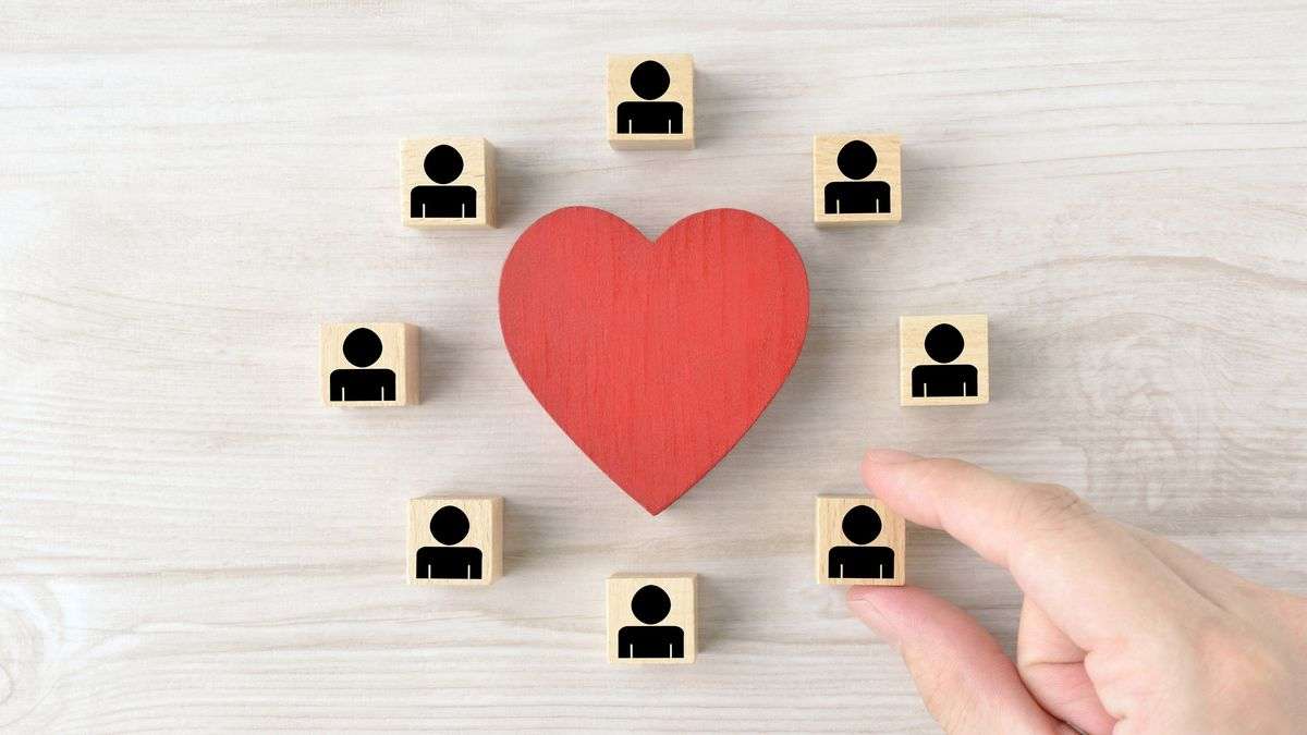 ｢人と群れずにいられるか｣ストレスのない人間関係を長く続けるために必要なたった一つのこと さみしいからと人に好かれようとしてはいけない | PRESIDENT Online（プレジデントオンライン）