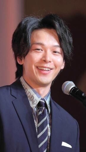 中村倫也、「あさイチ」で水卜麻美アナとの結婚保証人が日村勇紀だった理由を初告白…「スタートの場にいらっしゃった」 : スポーツ報知