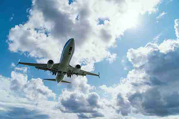 航空分野におけるCO2削減の取り組み　新技術開発や持続可能な燃料導入とは – HATCH ｜自然電力のメディア