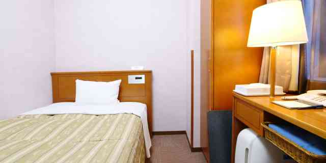 「夜も眠れない…」都心ホテル増加する“トコジラミ”被害を客が訴え…虫刺され「治療費」“宿泊施設”に請求できる？ | 弁護士JPニュース