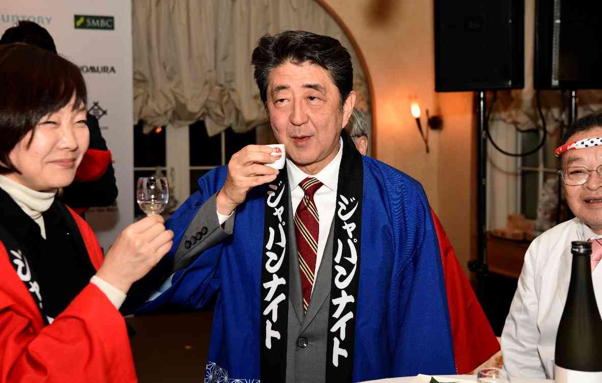 前首相の菅義偉氏　20代半ばまで「フラフラした人生」　就職して気付いた「政治が世の中を動かしてる」