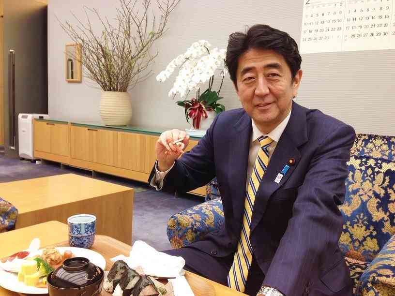 前首相の菅義偉氏　20代半ばまで「フラフラした人生」　就職して気付いた「政治が世の中を動かしてる」